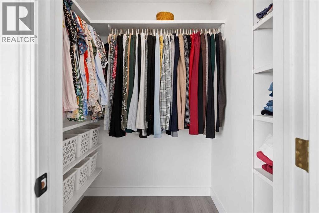 122 Sceptre Close NW property photo 27