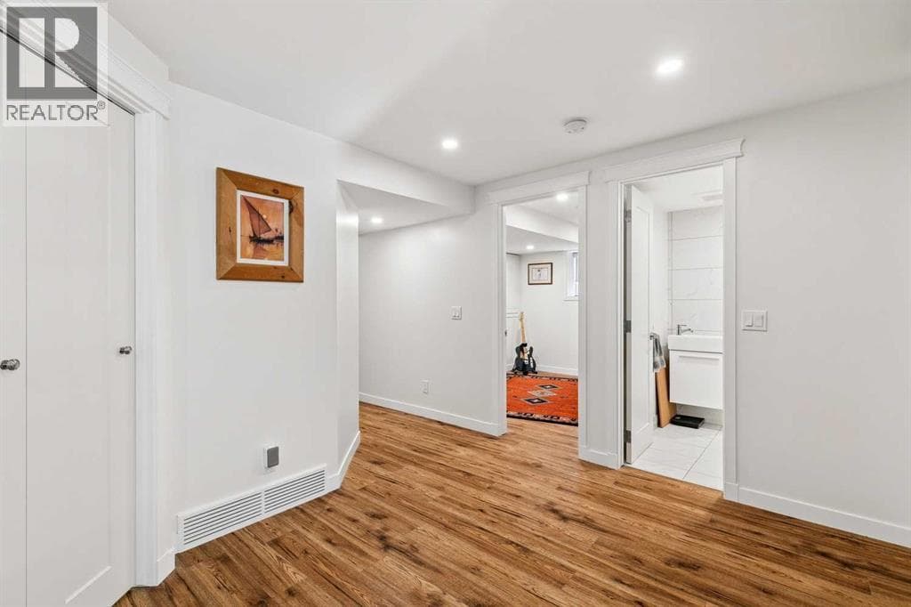 355 Woodbine Boulevard SW property photo 33