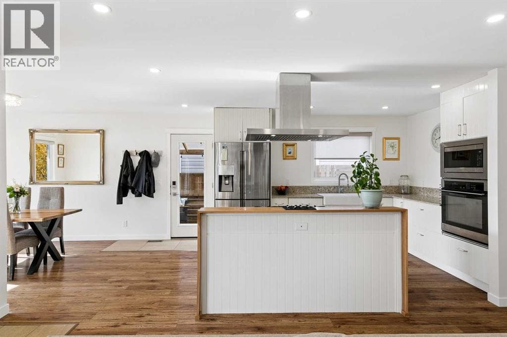 355 Woodbine Boulevard SW property photo 7