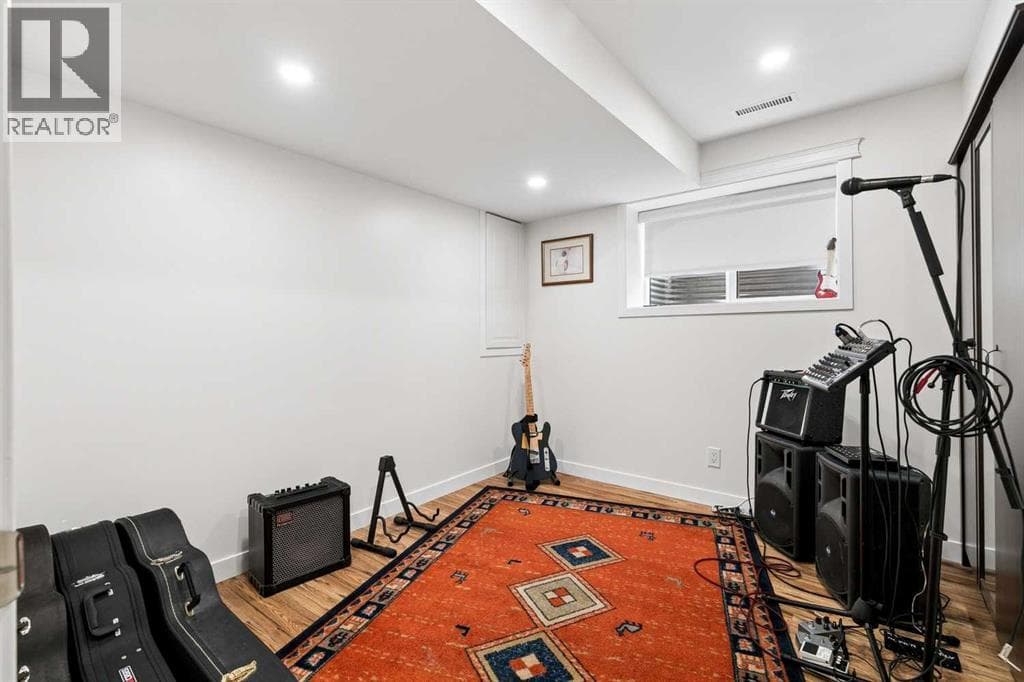 355 Woodbine Boulevard SW property photo 30