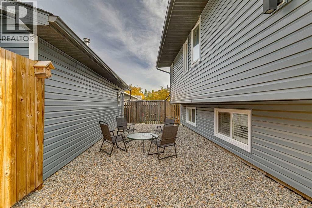 355 Woodbine Boulevard SW property photo 39