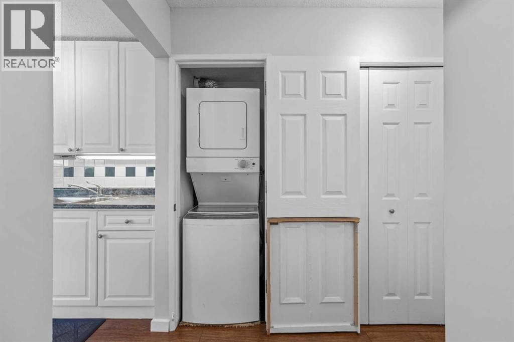 56, 3519 49 Street NW property photo 18