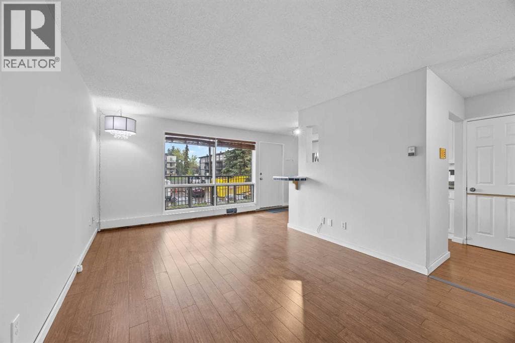56, 3519 49 Street NW property photo 13