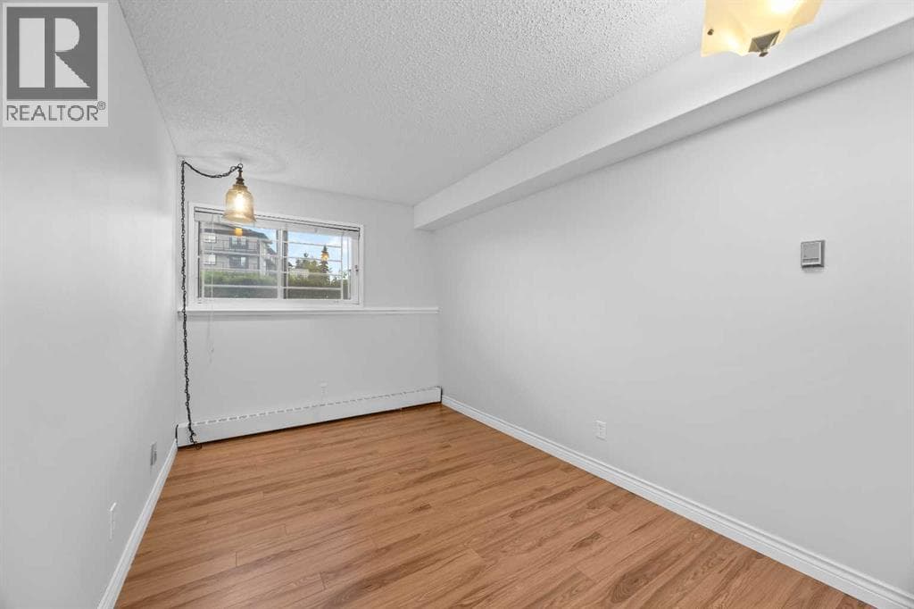 56, 3519 49 Street NW property photo 27