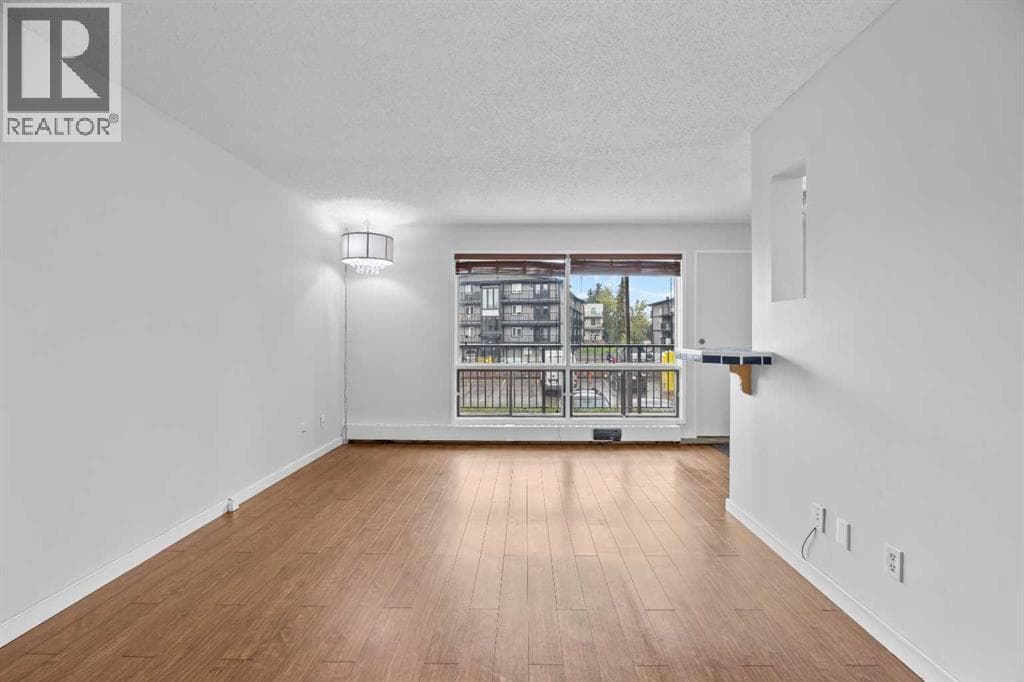 56, 3519 49 Street NW property photo 14