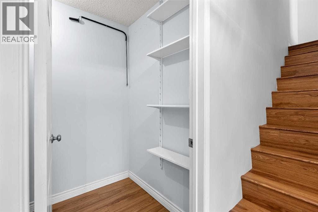 56, 3519 49 Street NW property photo 31