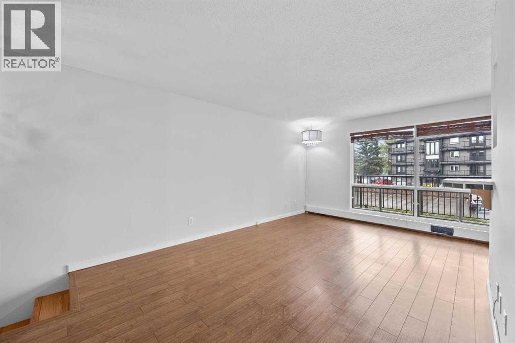 56, 3519 49 Street NW property photo 15