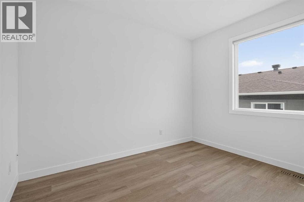 202, 101 Panatella Square NW property photo 15
