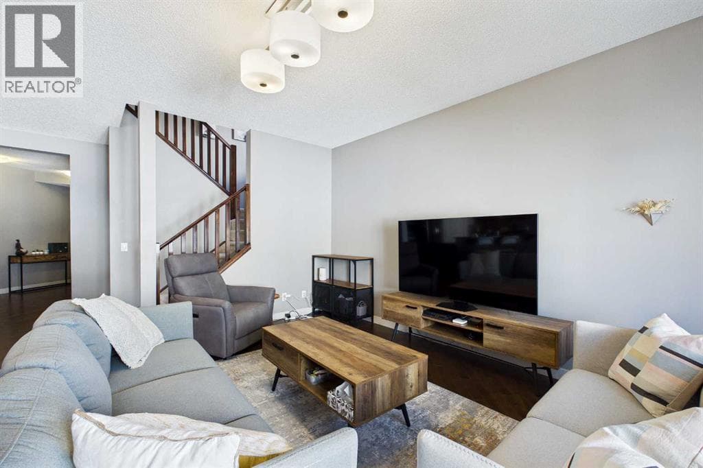 163 Panamount Circle NW property photo 3