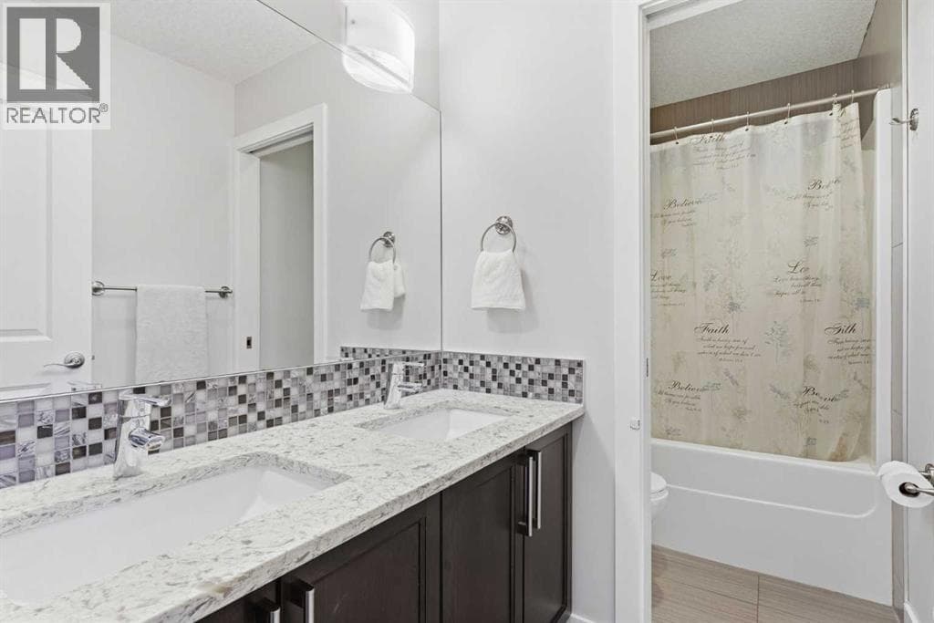 3502 3 Street NW property photo 12