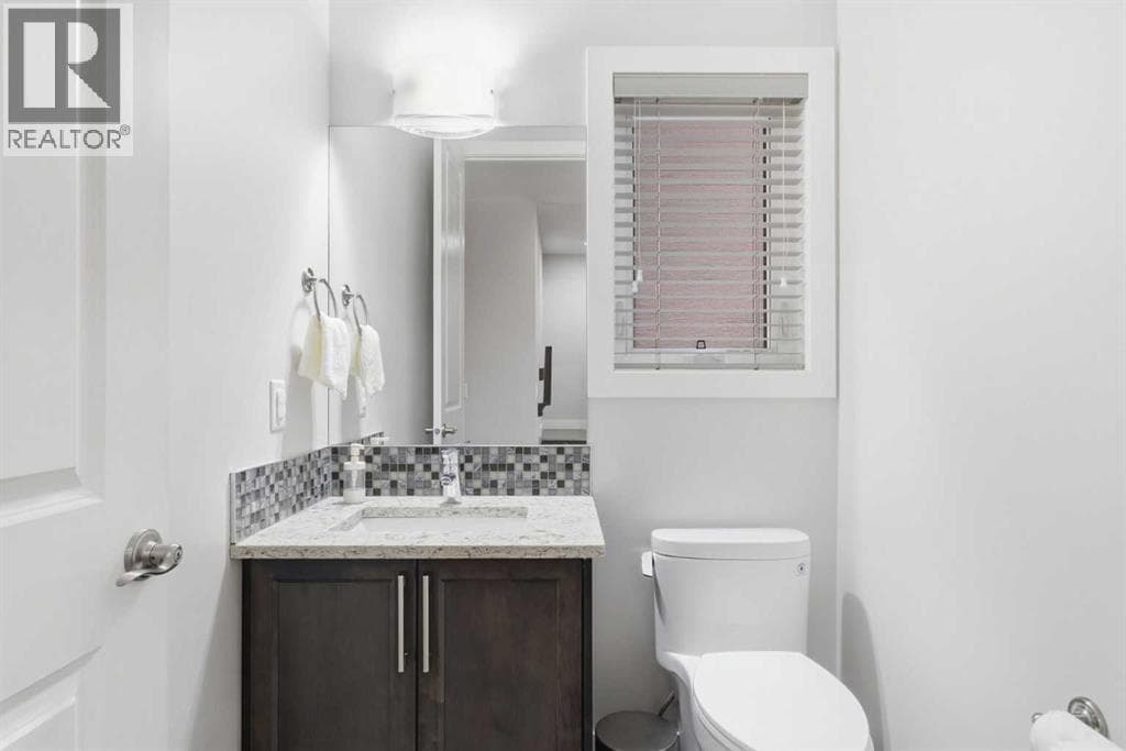 3502 3 Street NW property photo 6