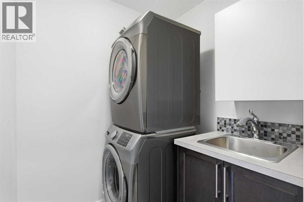 3502 3 Street NW property photo 16