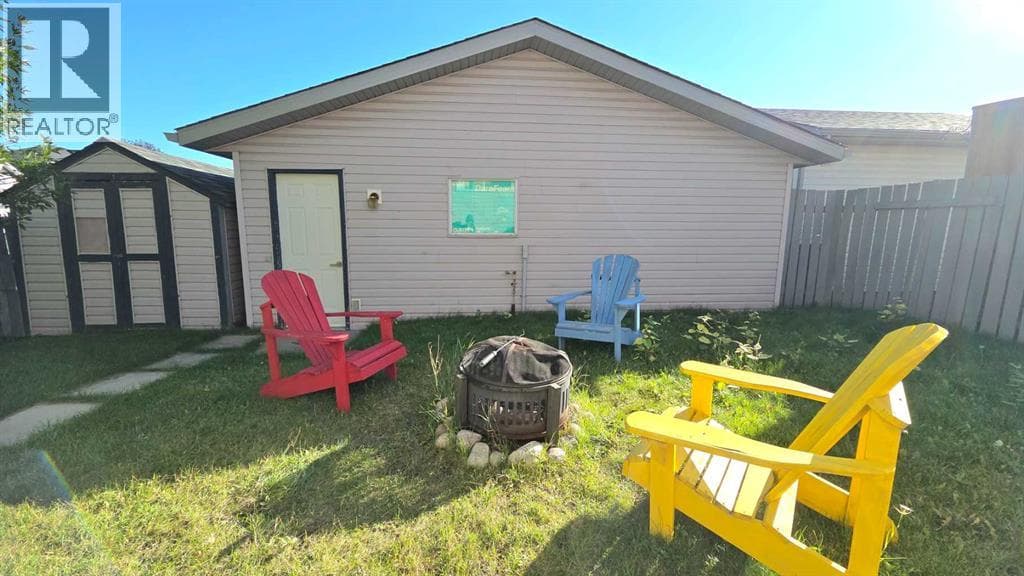 152 Coverton Close NE property photo 5