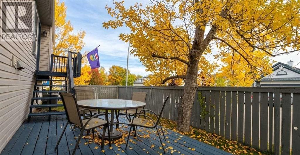 152 Coverton Close NE property photo 4
