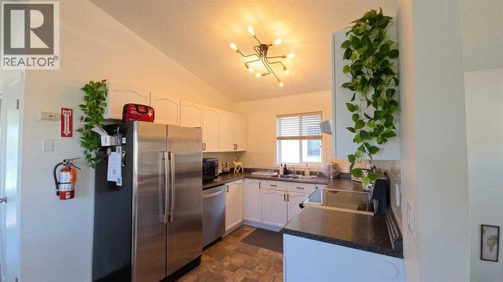 152 Coverton Close NE property photo 13