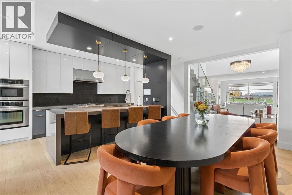 1904 50 Avenue SW property photo 10