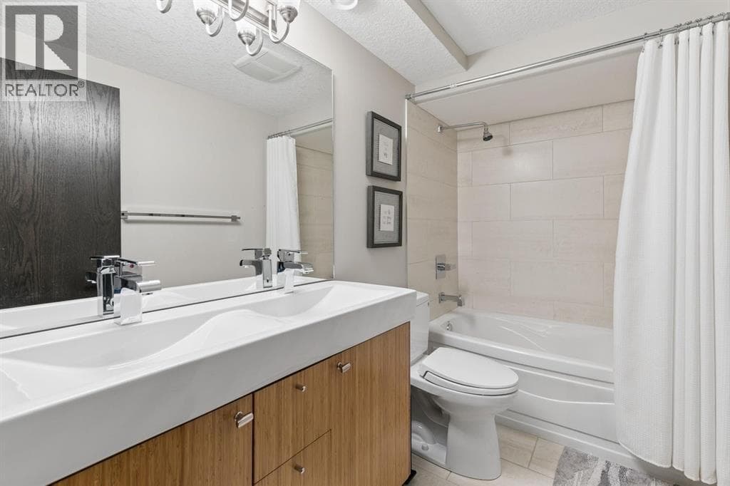 1904 50 Avenue SW property photo 43