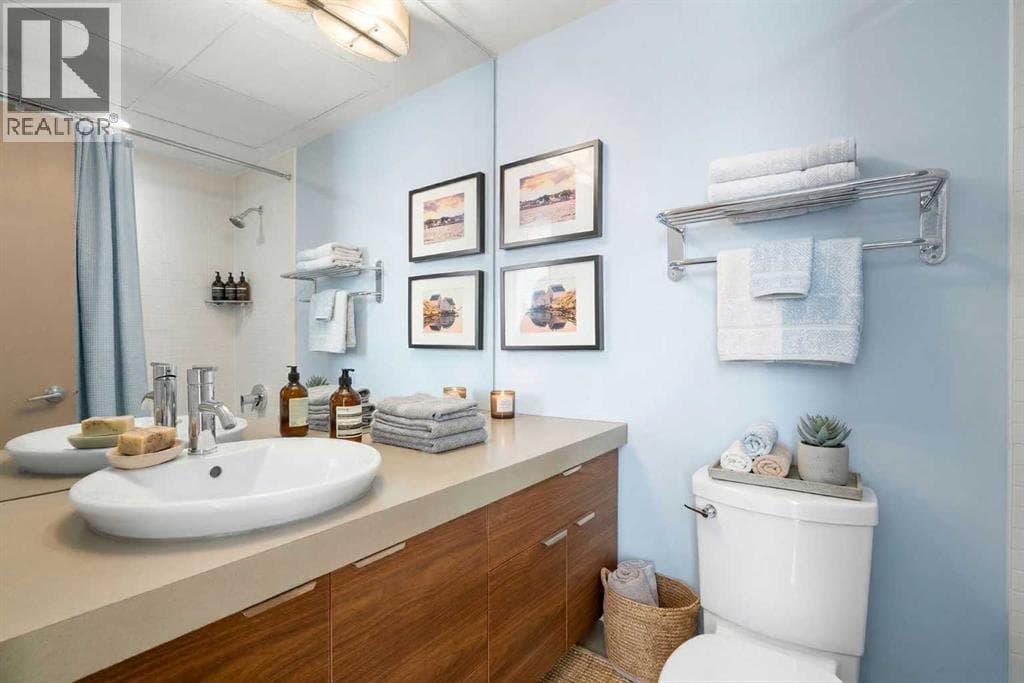 1132 12 Avenue SW property photo 27