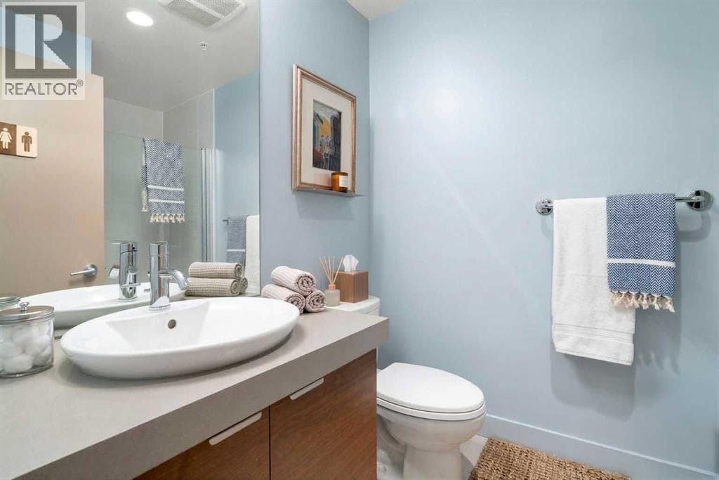 1132 12 Avenue SW property photo 17