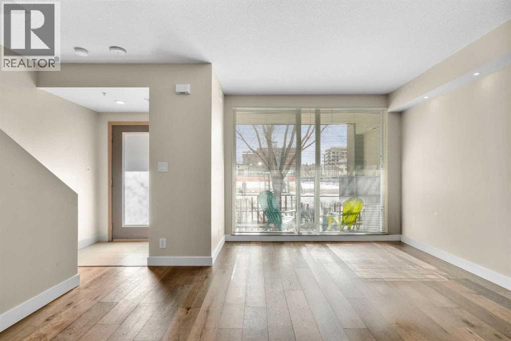 1132 12 Avenue SW property photo 11