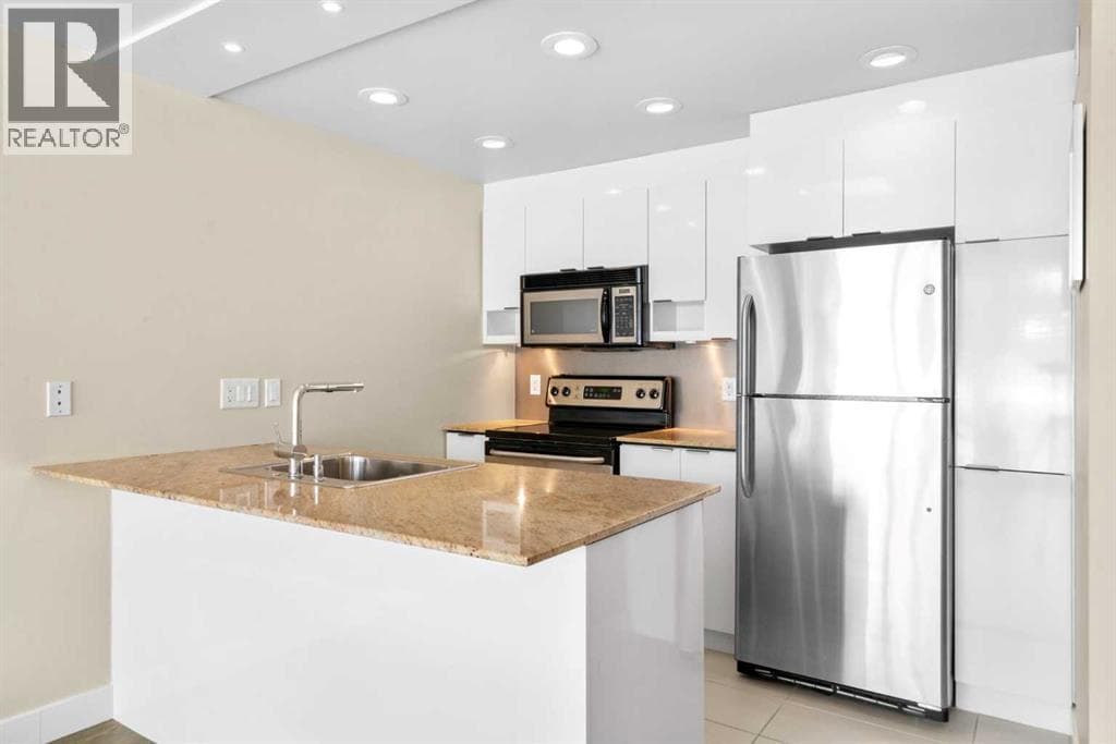 1132 12 Avenue SW property photo 14