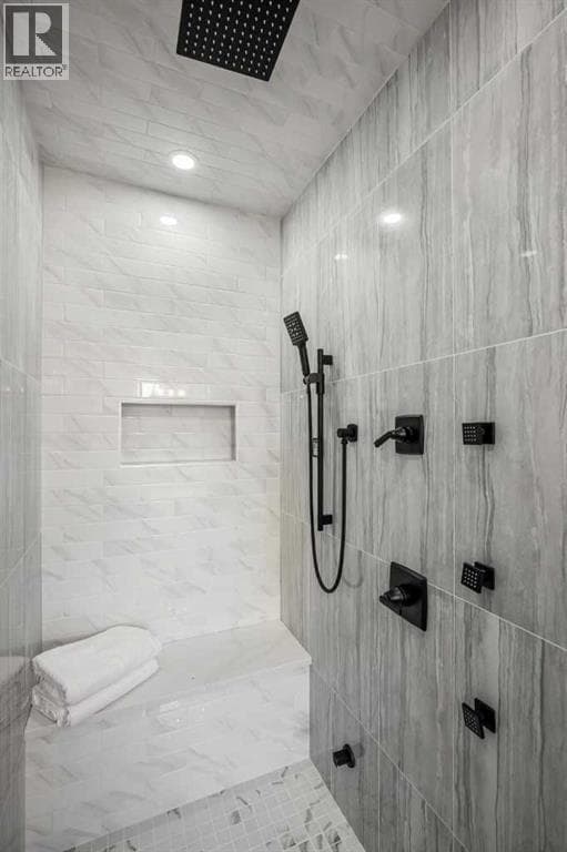 420 32 Avenue NW property photo 27