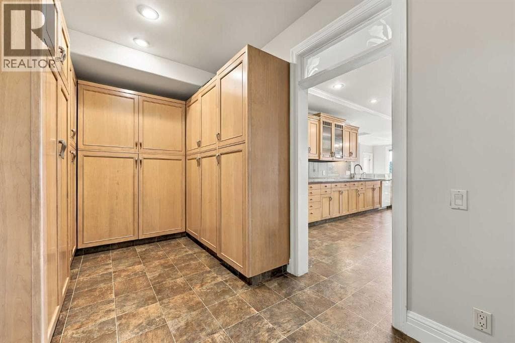 65 Aspen Ridge Crescent SW property photo 22