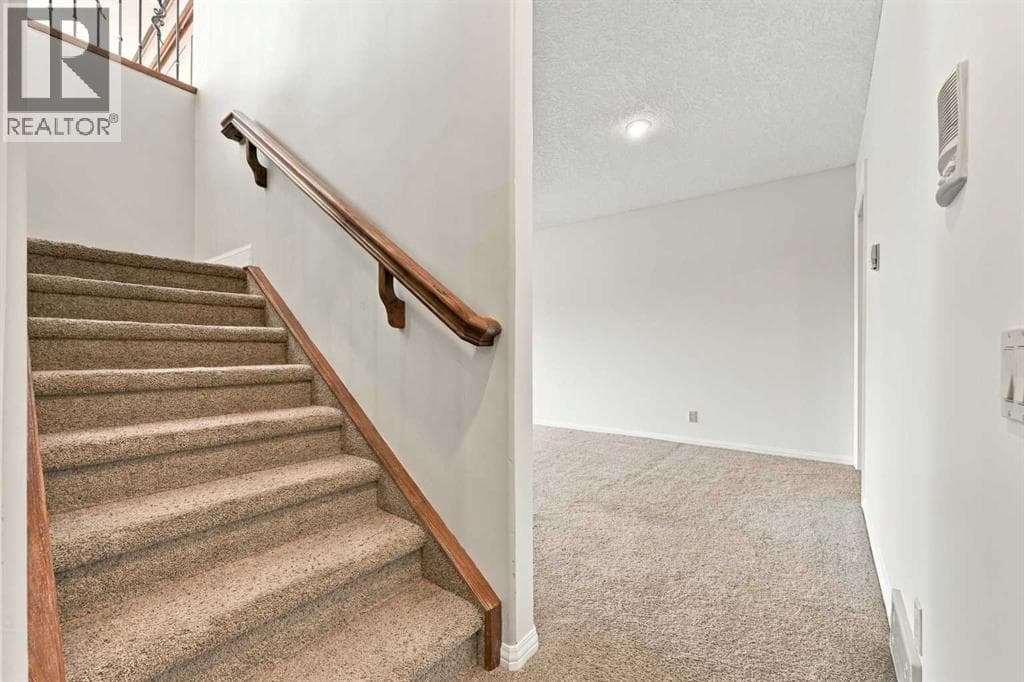 65 Aspen Ridge Crescent SW property photo 35