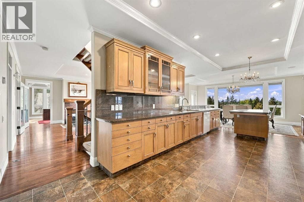 65 Aspen Ridge Crescent SW property photo 17