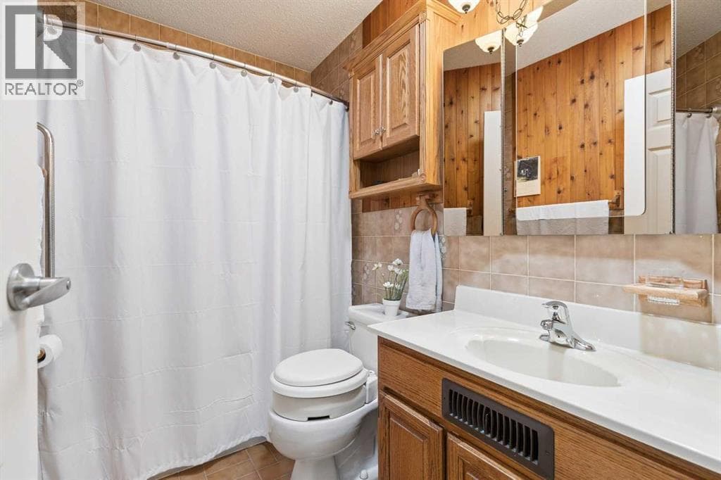 275 Northmount Drive NW property photo 16