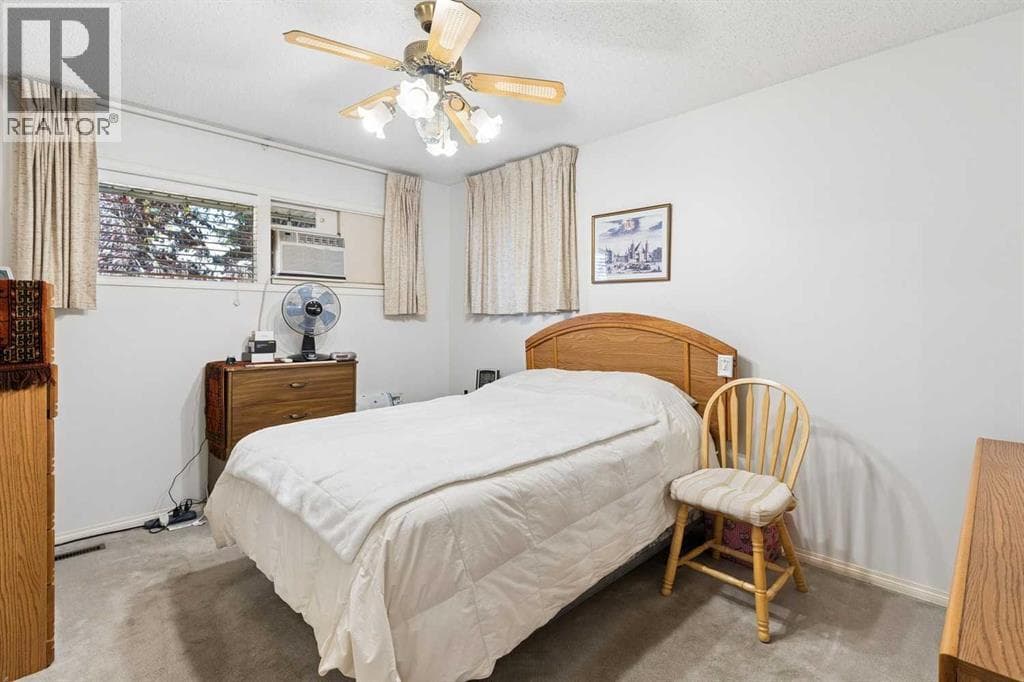 275 Northmount Drive NW property photo 13