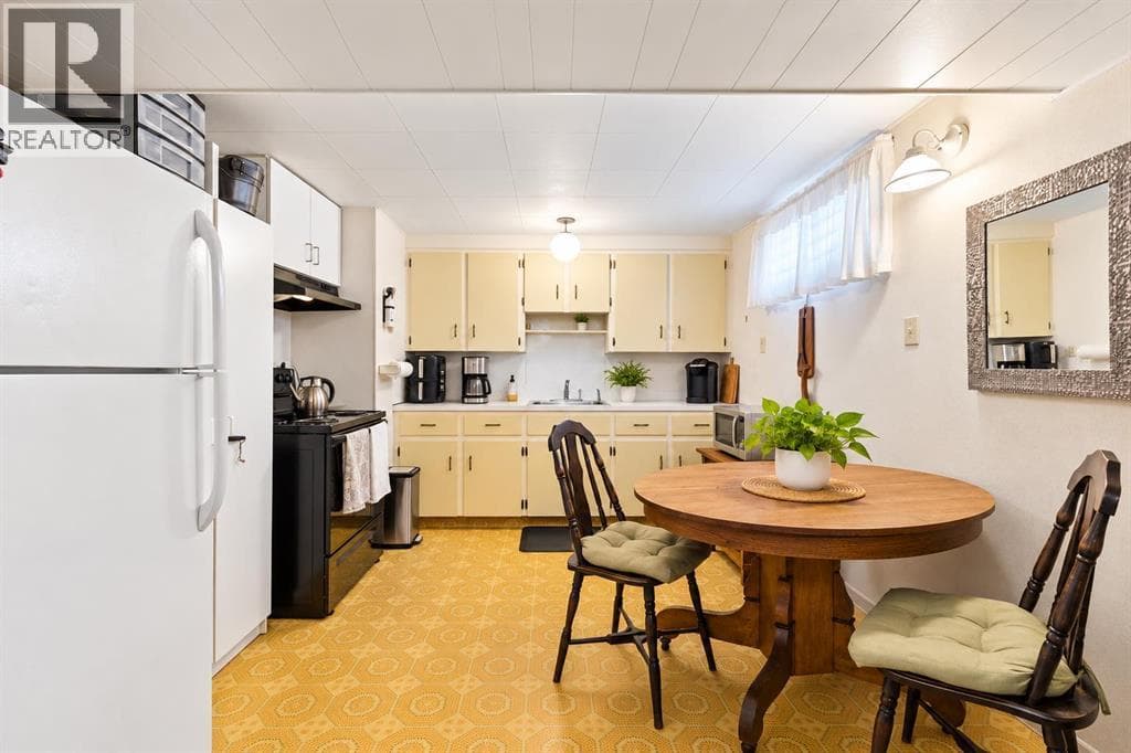 275 Northmount Drive NW property photo 20