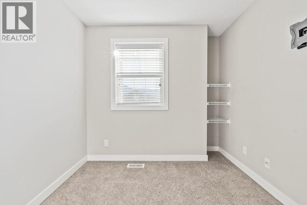 4 Evanscrest Gardens NW property photo 43