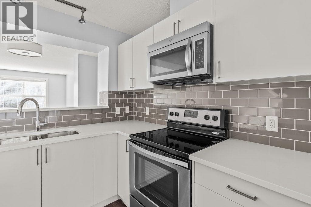 4 Evanscrest Gardens NW property photo 13