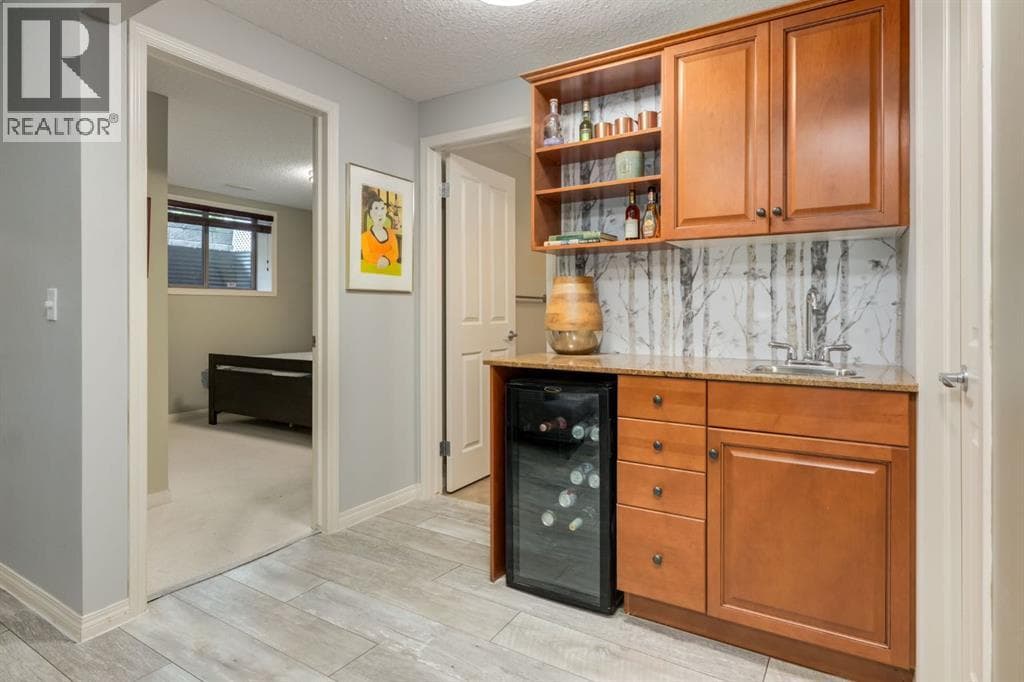 218 Springbank Villas SW property photo 23