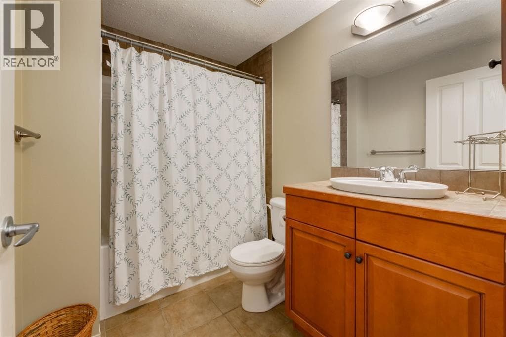 218 Springbank Villas SW property photo 25