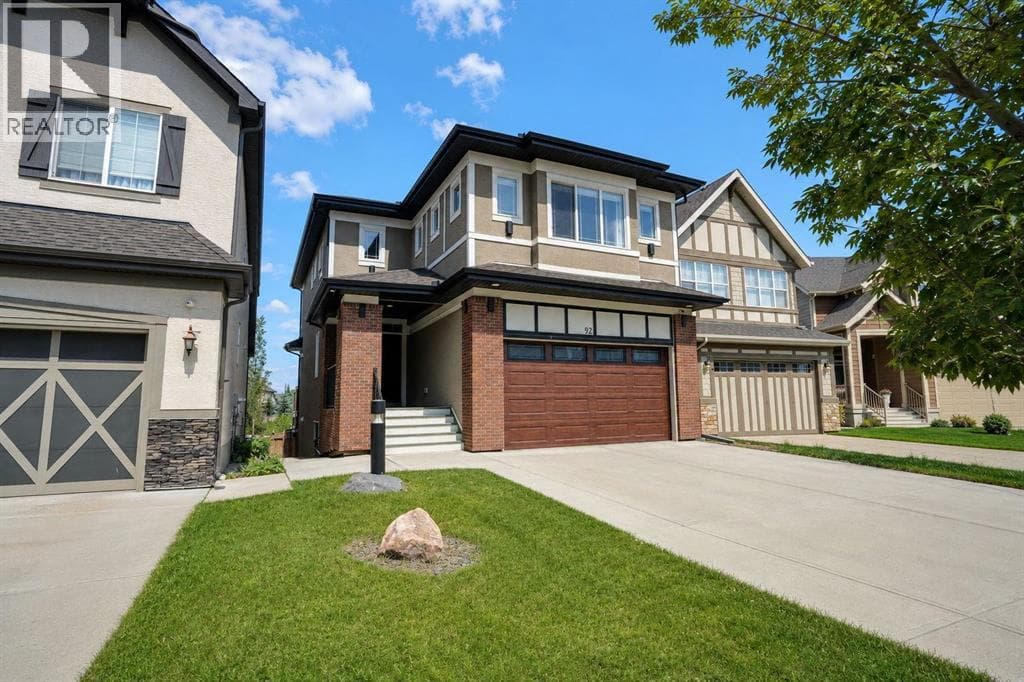 92 Masters Court SE