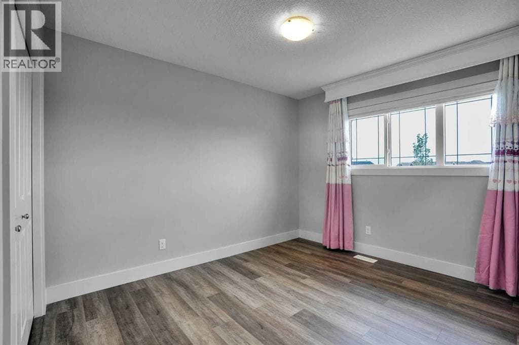 92 Masters Court SE property photo 33