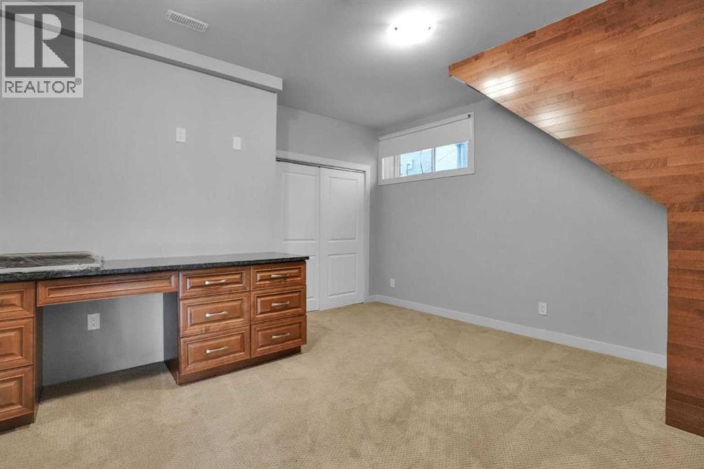 92 Masters Court SE property photo 37