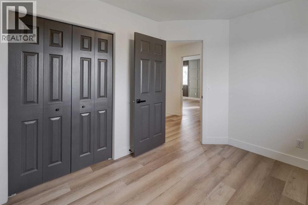 826 Coventry Drive NE property photo 23