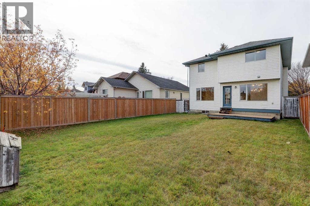 826 Coventry Drive NE property photo 28