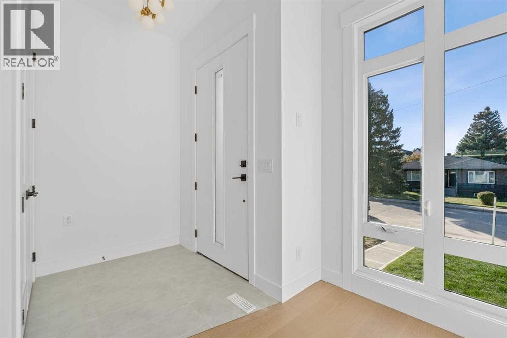 3410 1 Street NW property photo 4