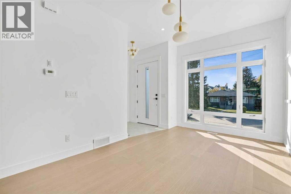 3410 1 Street NW property photo 5