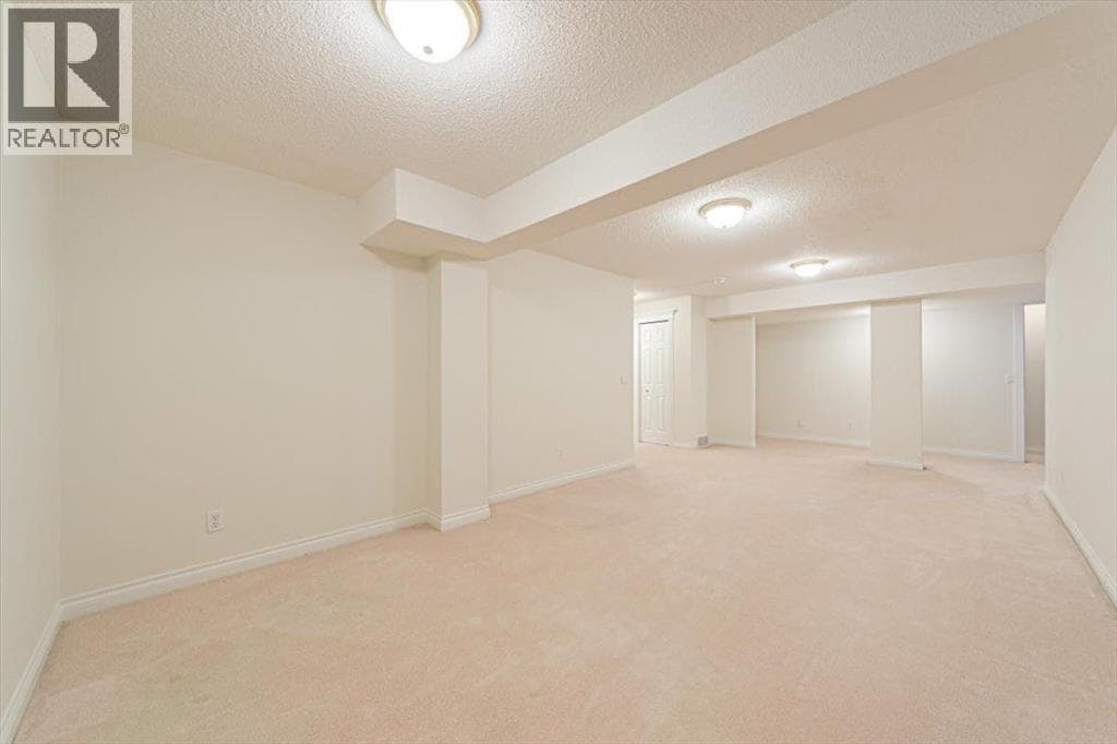 10 Varsity Estates Park NW property photo 29