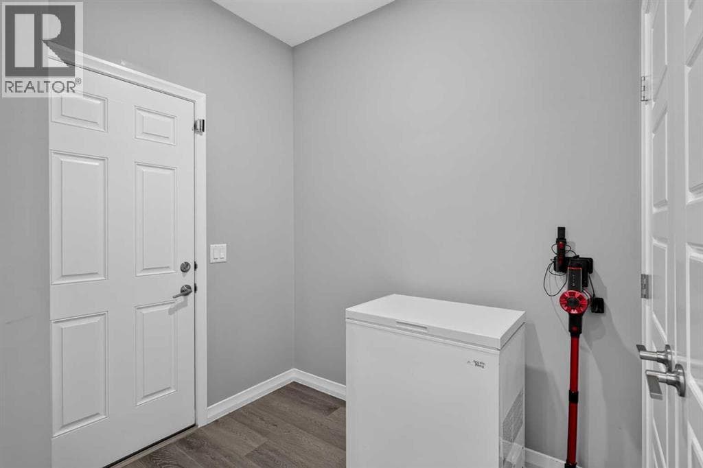 237 Masters Road SE property photo 12