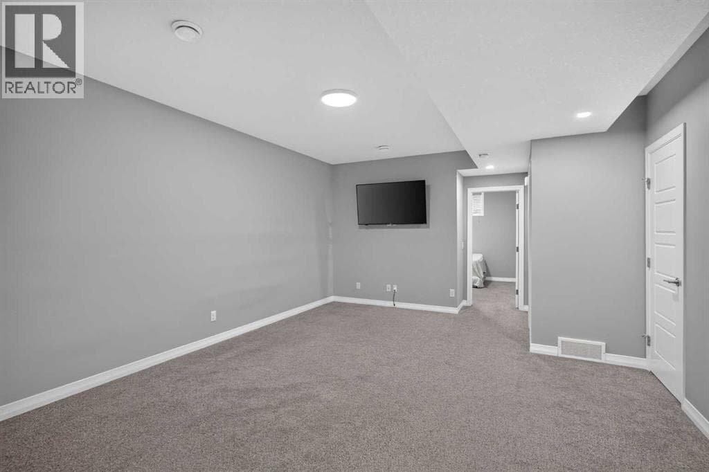 237 Masters Road SE property photo 23