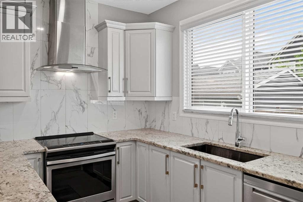 237 Masters Road SE property photo 9