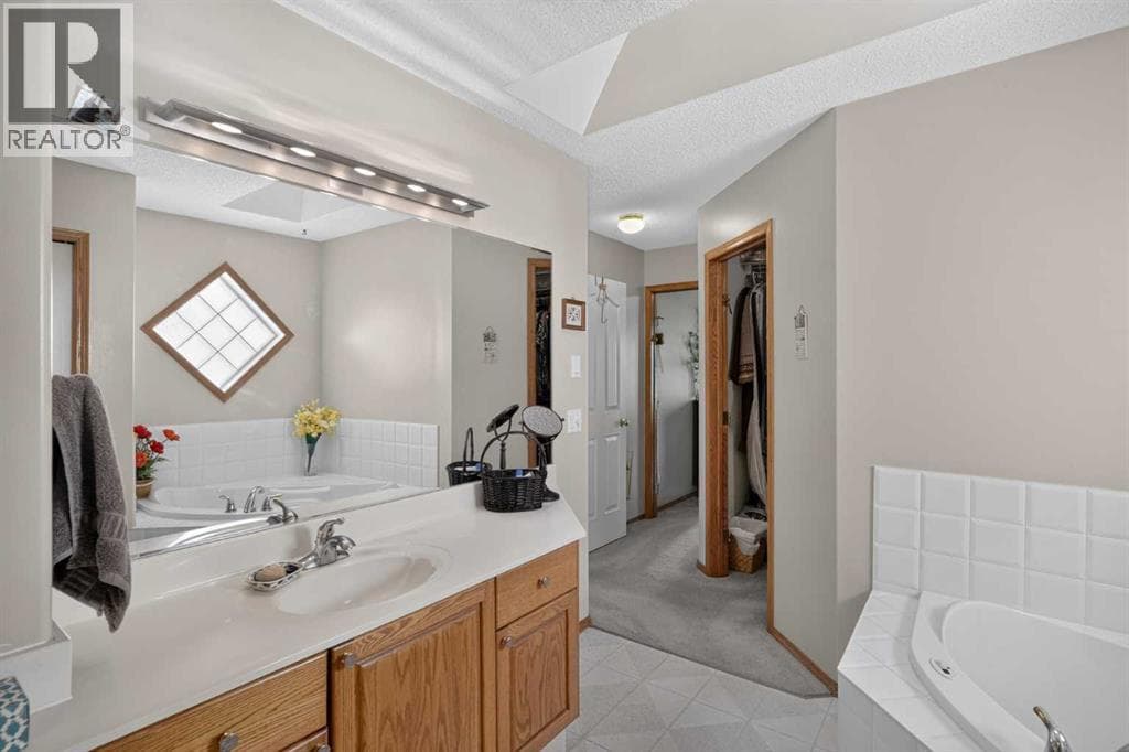 166 Scenic Ridge Crescent NW property photo 26
