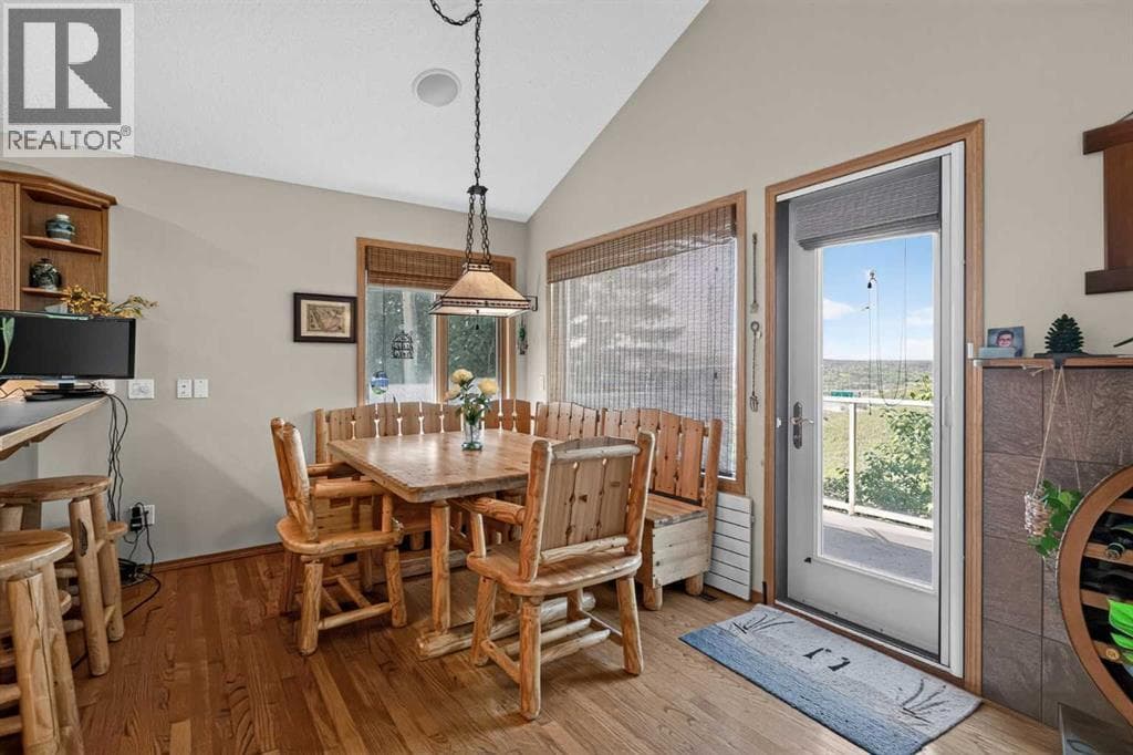 166 Scenic Ridge Crescent NW property photo 5