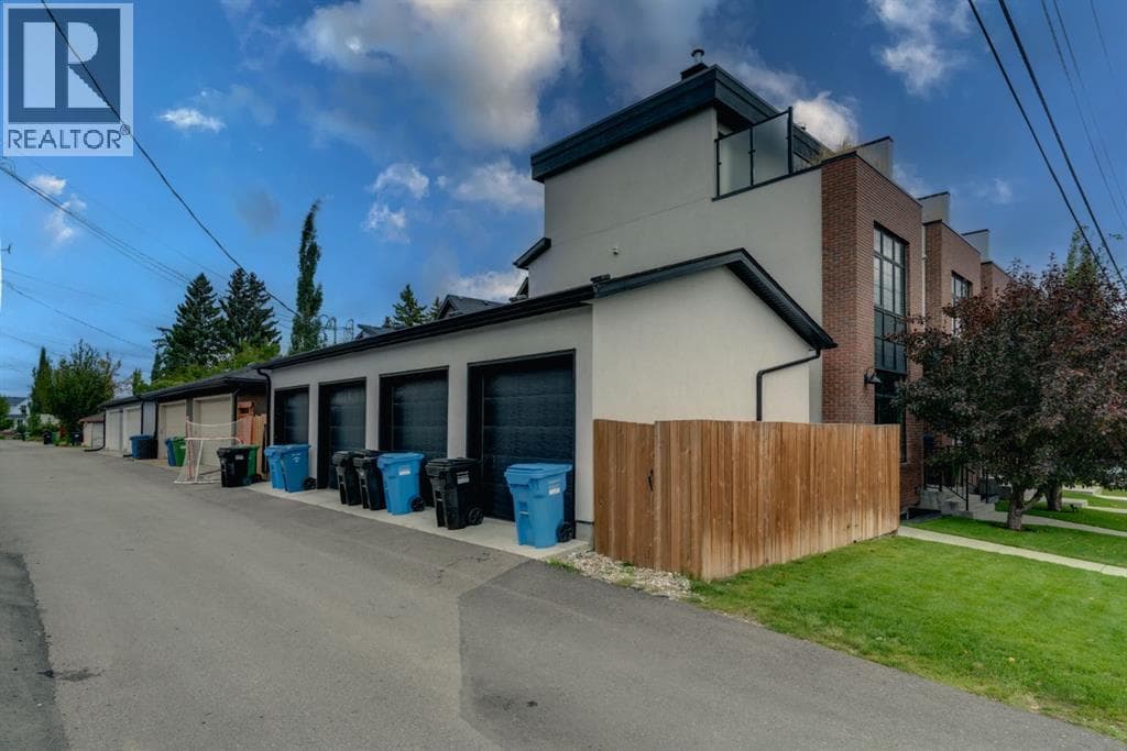 2106 49 Avenue SW property photo 42